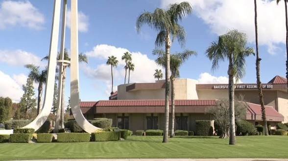 Stockdale Christian School campus entrance with palm trees